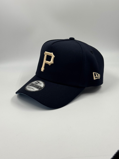 NEW ERA CURVA ESPECIAL 940F - PIRATES THREE RIVERS NAVY 940F