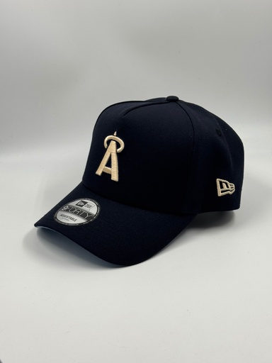 NEW ERA CURVA ESPECIAL 940F - ANGELS SIDE PATCH NAVY 940F